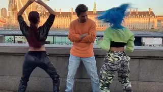 Varun dhawan Dancing With Nora Fatehi in London Amazing Video Watch enjoy ❤️