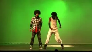 Les Twins _ Urban Dance Showcase _ New Style Hip Hop Dance(360p_H.264-AAC)