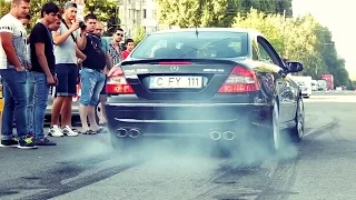 Mercedes-Benz CLK 500 burnout