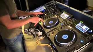 Dj Tutorial. How to mix ,chop old school tunes