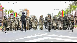 Défilé 04 Avril, ambiance folle chez les commandos