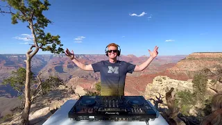 Dreaming of the Wonders of the World - Grand Canyon House Mix