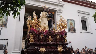 ¡ESPECTACULAR! Salida del Misterio de La Redención | Semana Santa Sevilla 2024