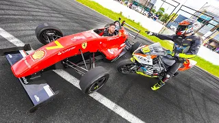 O RACHA EPICO ENTRE MINHA FORMULA 1 VS MOTO DE CORRIDA