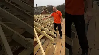 Work tips | Unusual roofs doglegs on a Hand-cut roof | JC Timber Roof Specialists