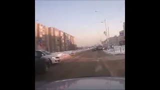 Не отвлекайтесь за рулём