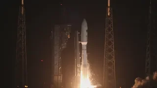 Up Close and Slow Motion Footage of the Atlas V 551 with AEHF-5!