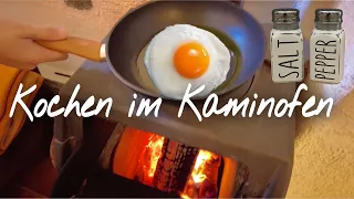 Kochen im Kaminofen||No Electric, No Gas, No Problem! Cooking in Fireplace🔥