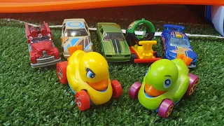 Большой обзор Hot Wheels. Большая распаковка и гонки Hot Wheels