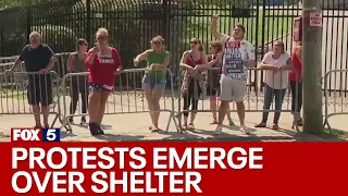 NYC migrant crisis: Dueling protests emerge over shelter