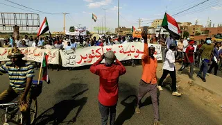 Anti-coup rallies in Sudan turn deadly as soldiers open fire • FRANCE 24 English