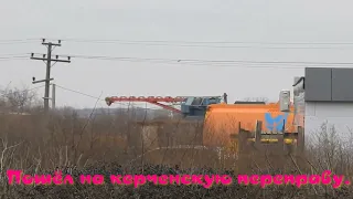 Крымская железная дорога. Керчь ж д переезд старый кирпичный завод. Ж-д переезд на сторойгородке