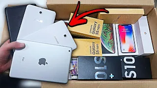 FOUND iPad | SAMSUNG TABLETS AND MORE!! DUMPSTER DIVING PHONE STORE!! OMG!!