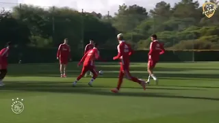 This is what Erik Ten Hag is trying to with Man Utd in Training .Watch how Ajax do it !