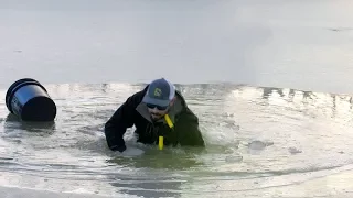 Idiot FALLS THROUGH ICE while Fishing!