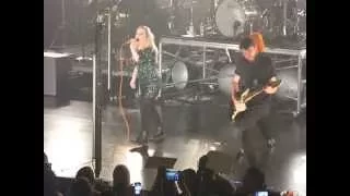 19/21 Paramore - Misery Business w/Kelly @ Beacon Theatre, NYC 5/06/15 Writing the Future Tour