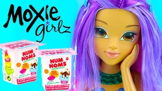 Moxie Girlz Fantasea  MERMAID Hair Styling Head and Num Noms Lip Gloss Opening