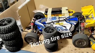 Wltoys 124017 V1 Speed Run Stock Tires vs 65mm and 85mm Tires on 2S Lipo (Same Eff as 144010)