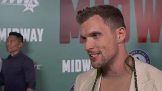 Midway Honolulu, USS Halsey event - Itw Ed Skrein (official video)