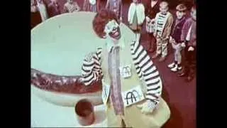 McDonalds -  Flying Hamburger - USA, 1968