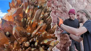 CRYSTAL MINING gets CRAZY GOOD at this secret private mine near Mount Ida, Arkansas