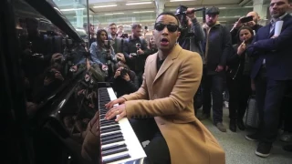 JOHN LEGEND PERFORMS  NEW SONG "SUREFIRE" ST PANCRAS INTERNATIONAL STATION