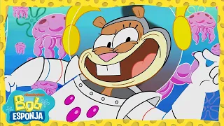 Arenita la cazadora de medusas | Bob Esponja en Español