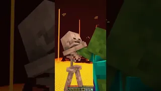 Minecraft when a Skeleton shoots a Zombie #shorts