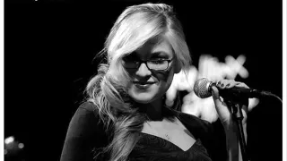 Melody Gardot  9.Somewhere Over The Rainbow (live & jazzy)