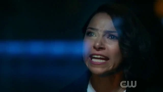 The Flash 5x10 Opening Scene | Nora Returns To The Future