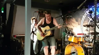 Steve 'n'  Seagulls - November rain (live)