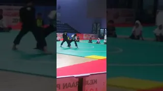 silat tiga berantai