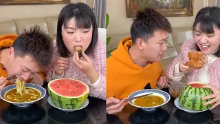 Funny Husband and Wife Eating Show: Epic Food Battle!  😂😂#Couple eating#Couple playing prank