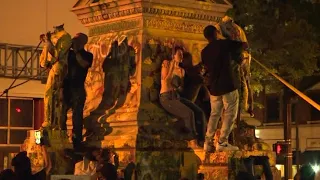 Protesters take down pieces of Portsmouth’s Confederate monument