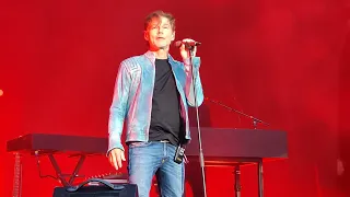 Train Of Thought a-Ha live Scarborough Open Air Theatre UK 3rd July 2022 aha FULL SONG FROM FRONT!