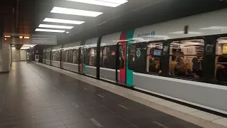 RER B RATP/SNCF - Départ d'un MI84 ( IDFM )/MI79 à Châtelet - Les Halles à destination de Paris-Nord