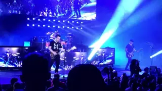 "Kings of the Weekend" Blink 182 w/Matt Skiba NEW SONG LIVE - Irvine Meadows, CA 9/29/16