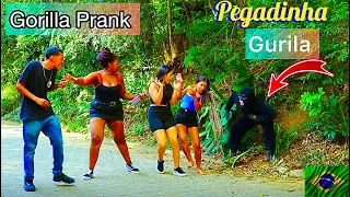 Gorilla Prank: Pretty Brazilian Girls Screaming like children