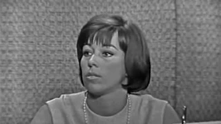 What's My Line? - Carol Burnett; Buddy Hackett [panel] (Feb 16, 1964)