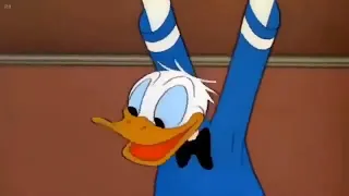 A Turma do Mickey Mouse com Donald contra a abelha desenhos classicos/ DEIXE O SEU LIKE