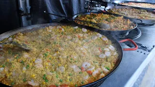 Cooking Spanish Paellas, Chorizo, Shrimps, Beef, Chicken and Veg. London Street Food