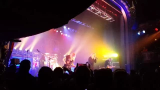 SAXON Stand up and be counted Le Trianon PARIS 14 11 2016