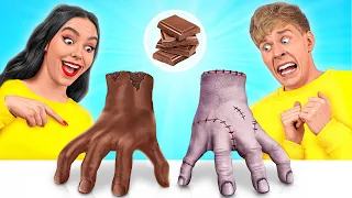 Desafío De Comida Real vs. De Comida Chocolate con Wednesday Addams Multi DO Challenge