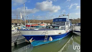 Yacht à VERNEUIL SUR SEINE