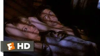 Bird on a Wire (9/11) Movie CLIP - Sharing the Bed (1990) HD