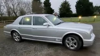 WE TAKE A GAMBLE ON A £30K NON RUNNER BENTLEY ARNAGE 6.75L