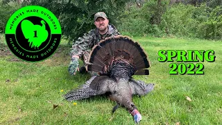 FOGGY MORNING GOBBLER!! SPRING TURKEY HUNTING WEST VIRGINIA