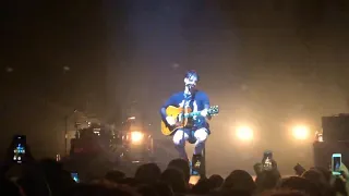YUNGBLUD - Waiting on the weekend - Brussels 28 oct 2910 AB