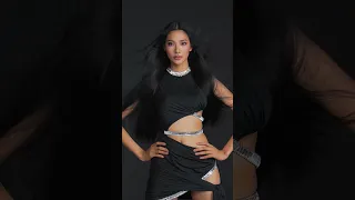Host Vietnam Next Top Model 2024 Siêu Mẫu Hoàng Thùy bắn ảnh #1theV
