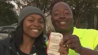 Ganar el Powerball le cambia la vida a una mujer